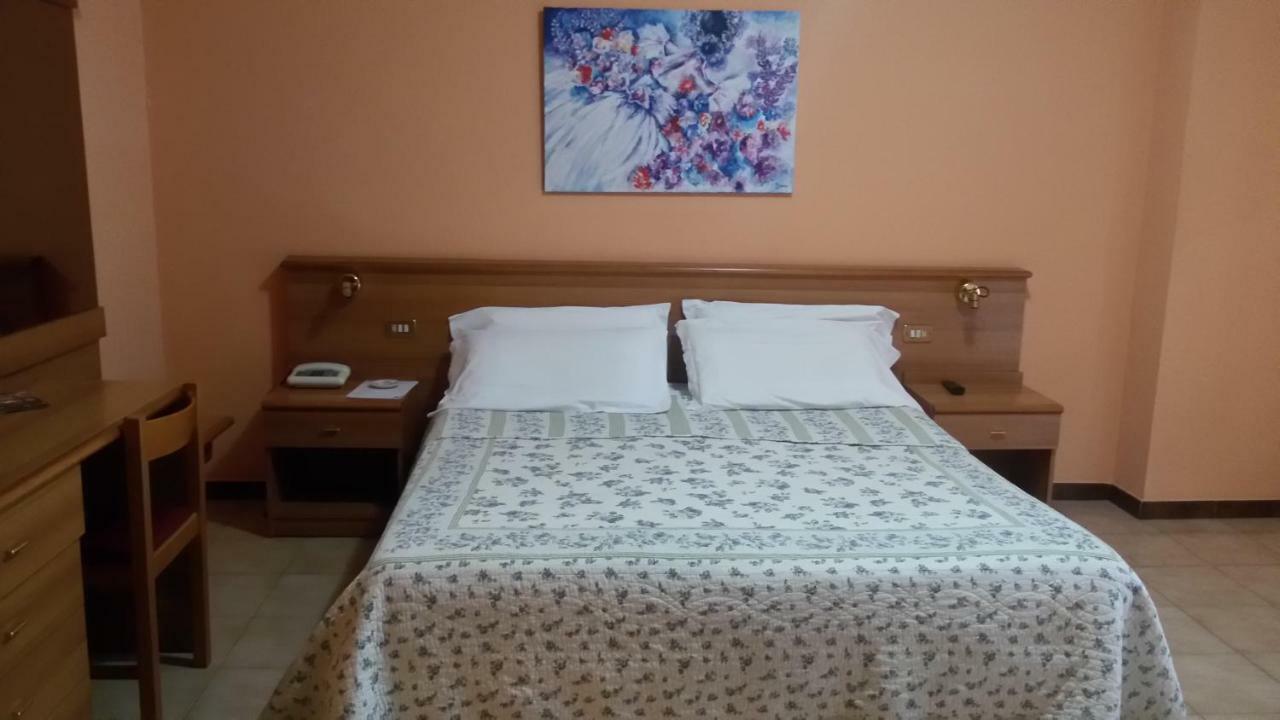 Hotel Salus Salice Terme Exterior foto
